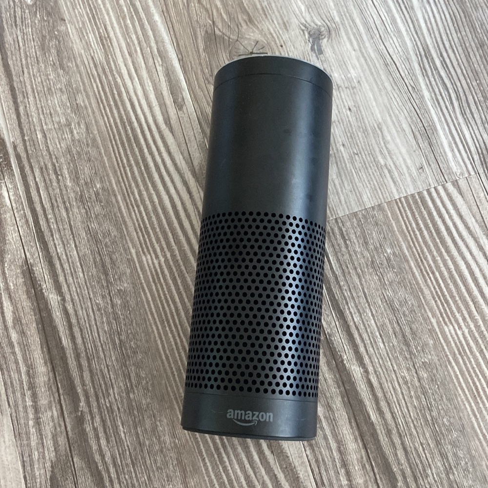 Amazon Echo - Amazon Alexa 1st Generation Smart Assistant